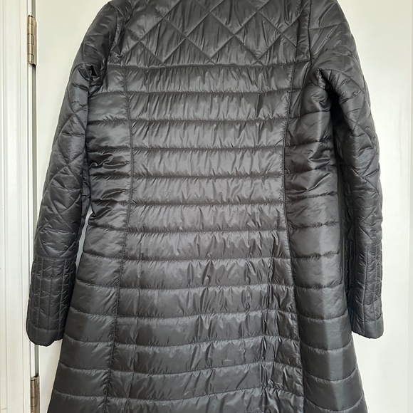 Women’s Patagonia Puff - Picture 4 of 4